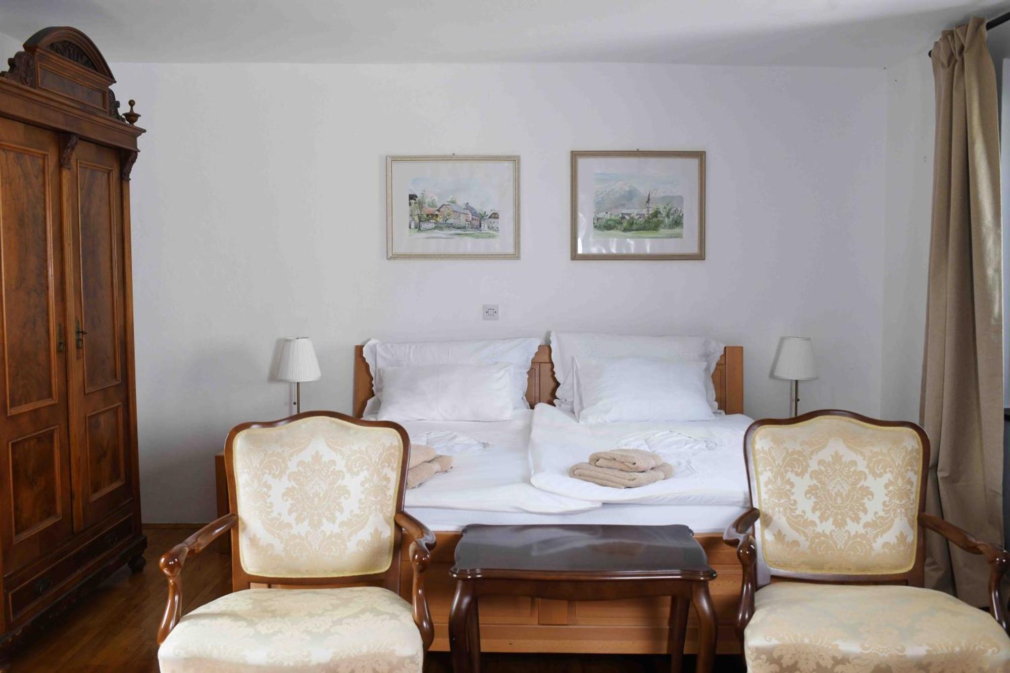 Baroque Villa Near Bled - Resort Vidmar Lesce  Extérieur photo