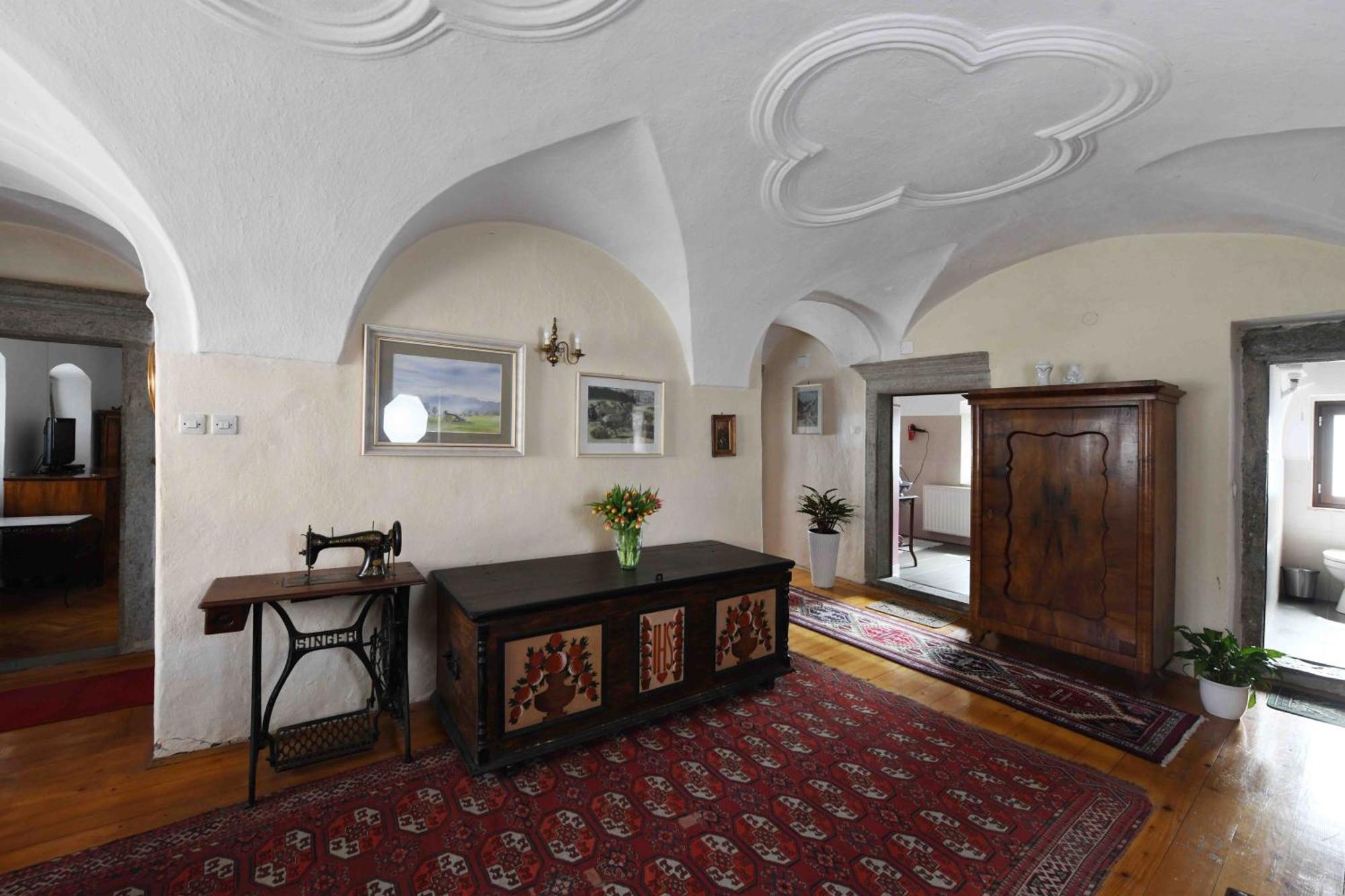 Baroque Villa Near Bled - Resort Vidmar Lesce  Extérieur photo