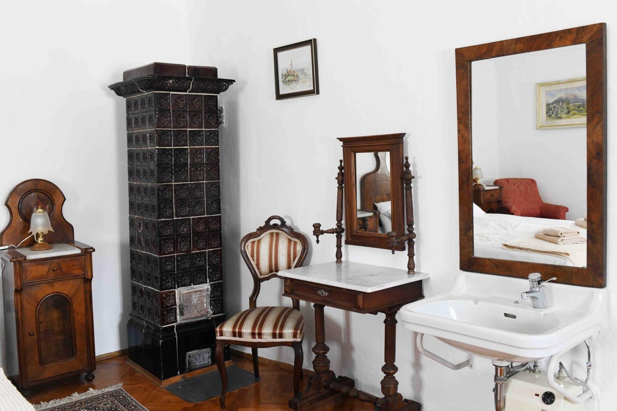 Baroque Villa Near Bled - Resort Vidmar Lesce  Extérieur photo
